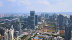 403米 广西第一高楼封顶